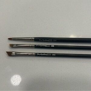 MAC 208 brush only